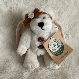 Boyd’s Bears 6" White Angel Bear Cassie Goodnight Christmas Ornament